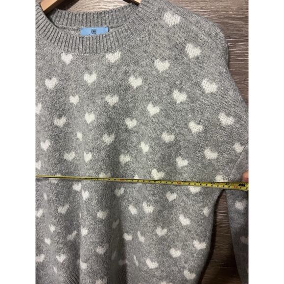 CeCe Sweater Grey White Hearts Oversized XS Knit Stretchy Women Love Valentines - Picture 2 of 7